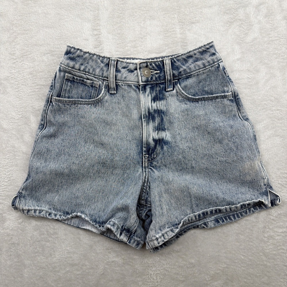 Hollister Vintage Light Wash High-Rise Denim Shorts